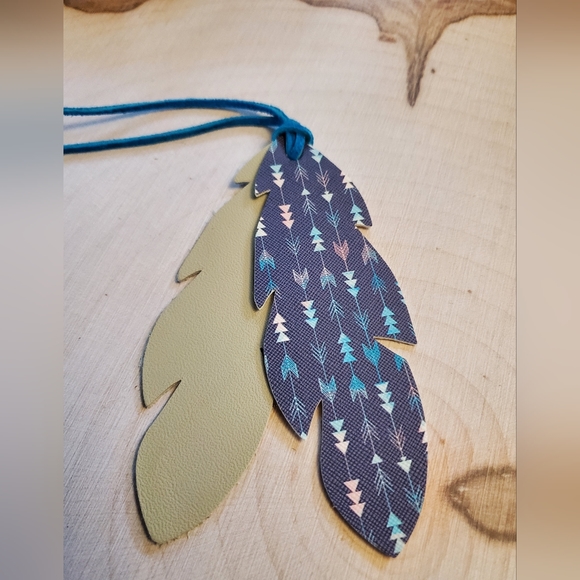 Purse charm dream catcher feathers, arrows Keychain, Feather Keychain, G… - Picture 3 of 3